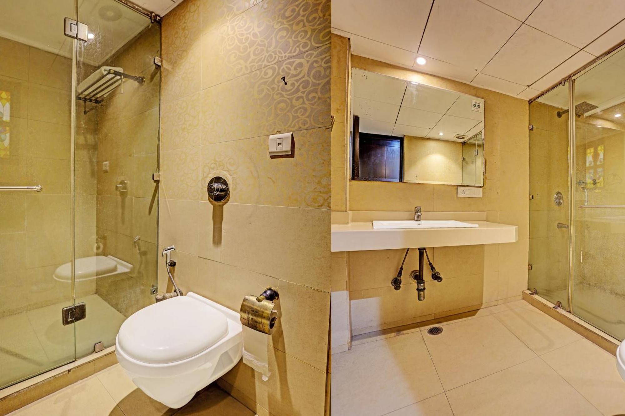 Townhouse The Royce New Friends Colony Hotel New Delhi Buitenkant foto